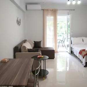  Διαμέρισμα Mina's Spacious : June '23 Renovated
